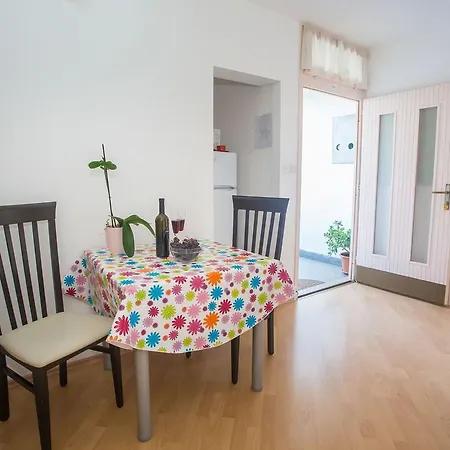 App. Fiorela Maison d'hôtes 3*