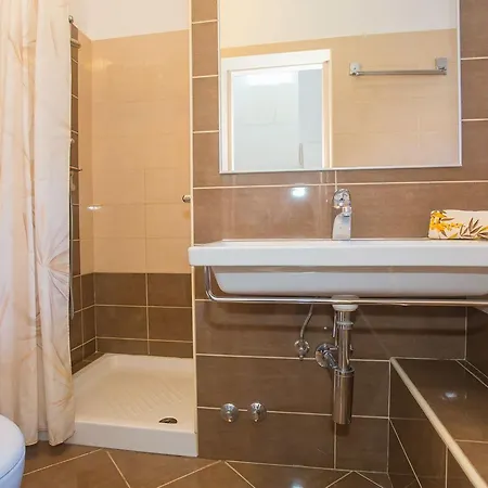 App. Fiorela Guest house